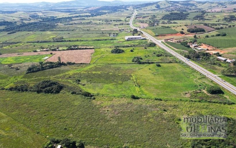 Área Industrial de 150.000m² à Venda em Pouso Aegre MG (6) (Copy)