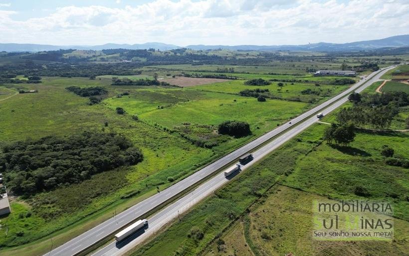 Área Industrial de 150.000m² à Venda em Pouso Aegre MG (9) (Copy)