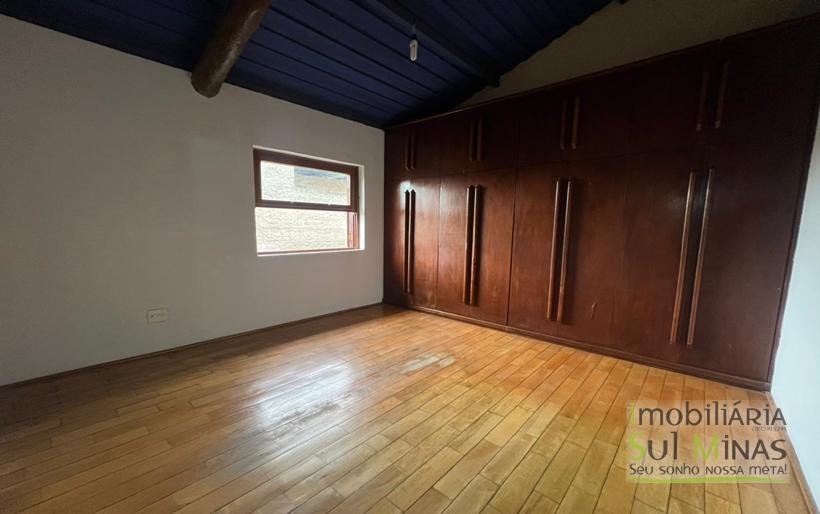 Casa Aconchegante com 186m² de construção À Venda em Cambuí MG COD2255 (1)