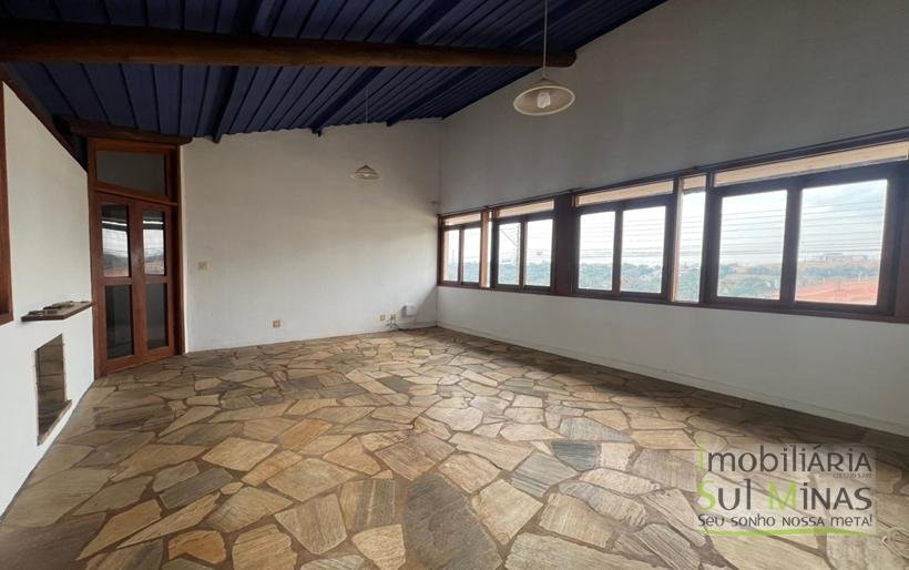 Casa Aconchegante com 186m² de construção À Venda em Cambuí MG COD2255 (12)