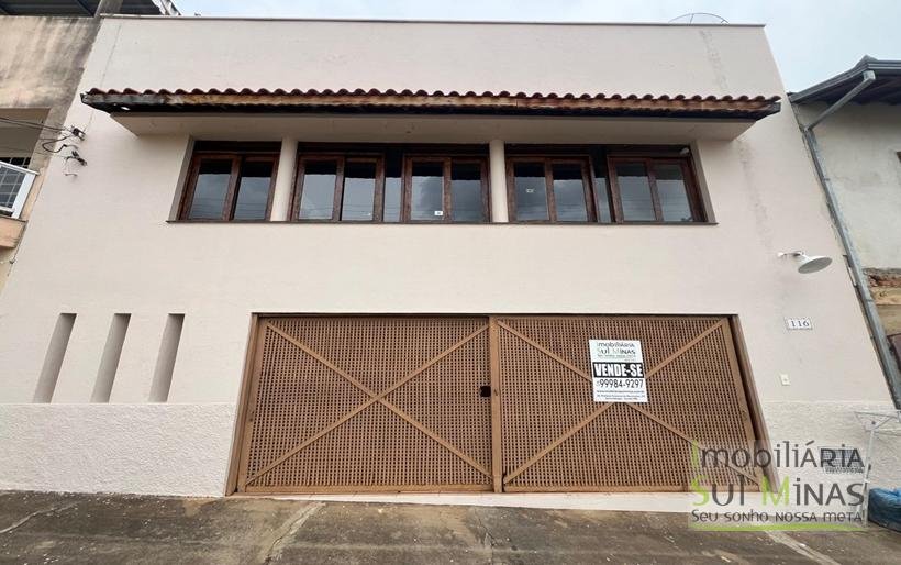 Casa Aconchegante com 186m² de construção À Venda em Cambuí MG COD2255 (16)