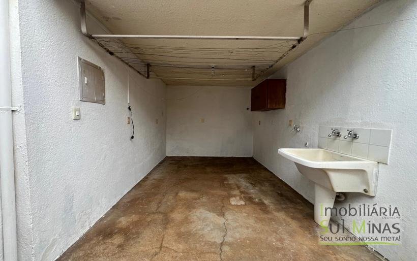 Casa Aconchegante com 186m² de construção À Venda em Cambuí MG COD2255 (19)