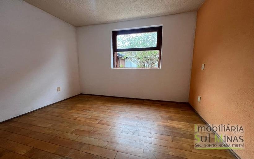 Casa Aconchegante com 186m² de construção À Venda em Cambuí MG COD2255 (21)