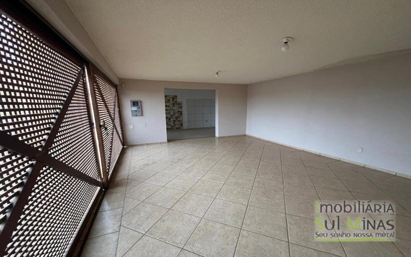 Casa Aconchegante com 186m² de construção À Venda em Cambuí MG COD2255 (9)