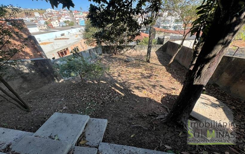 Casa de Alto padrão no centro de Cambuí MG (10)