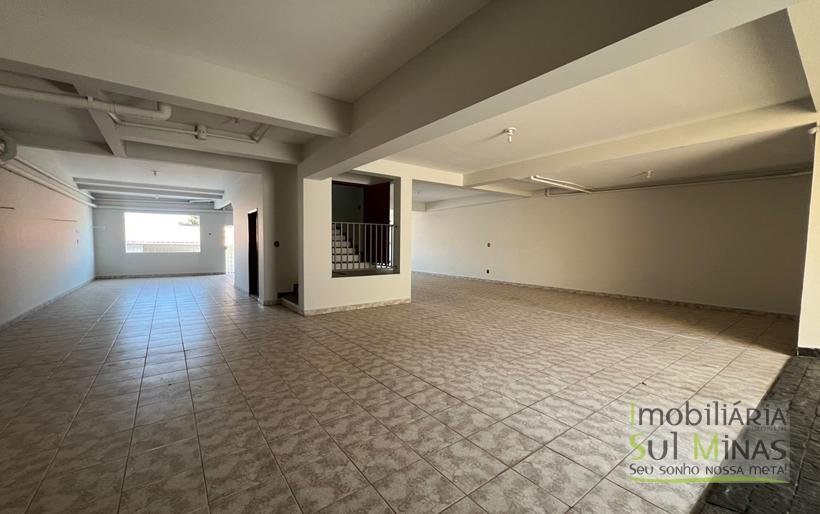 Casa de Alto padrão no centro de Cambuí MG (13)