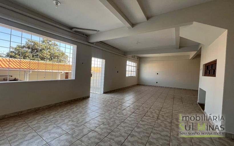 Casa de Alto padrão no centro de Cambuí MG (14)