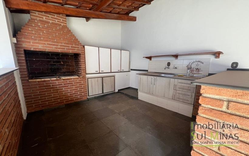 Casa de Alto padrão no centro de Cambuí MG (15)