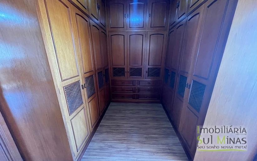 Casa de Alto padrão no centro de Cambuí MG (20)
