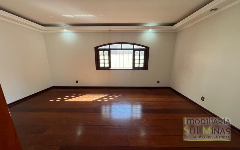 Casa de Alto padrão no centro de Cambuí MG (3)