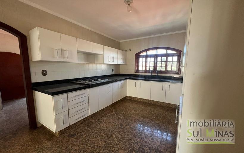 Casa de Alto padrão no centro de Cambuí MG (30)