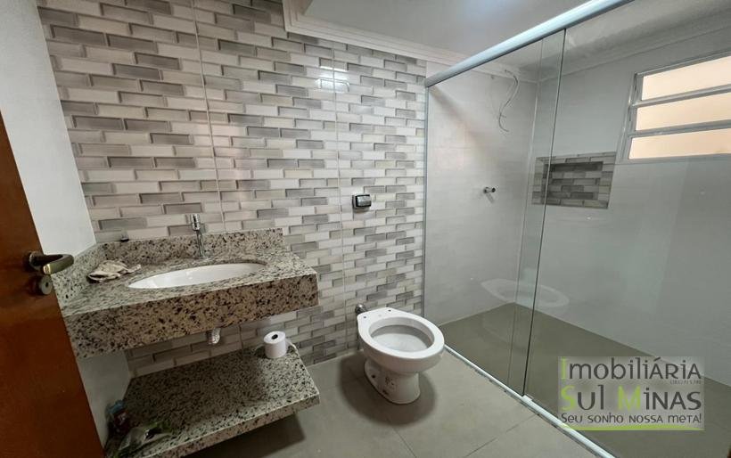 Casa nova a venda no Centro de Cambui MG COD2247 (1)