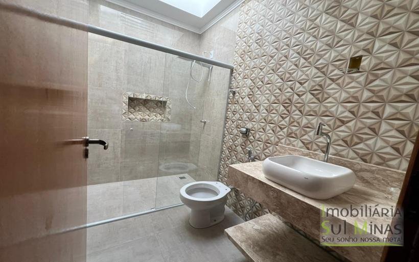 Casa nova a venda no Centro de Cambui MG COD2247 (16)