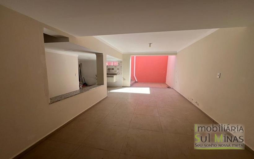 Casa nova a venda no Centro de Cambui MG COD2247 (2)