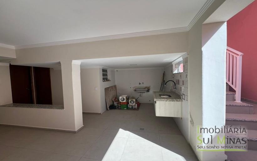 Casa nova a venda no Centro de Cambui MG COD2247 (3)