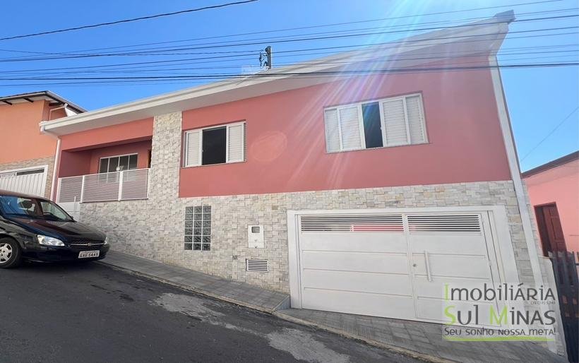 Casa nova a venda no Centro de Cambui MG COD2247 (5)