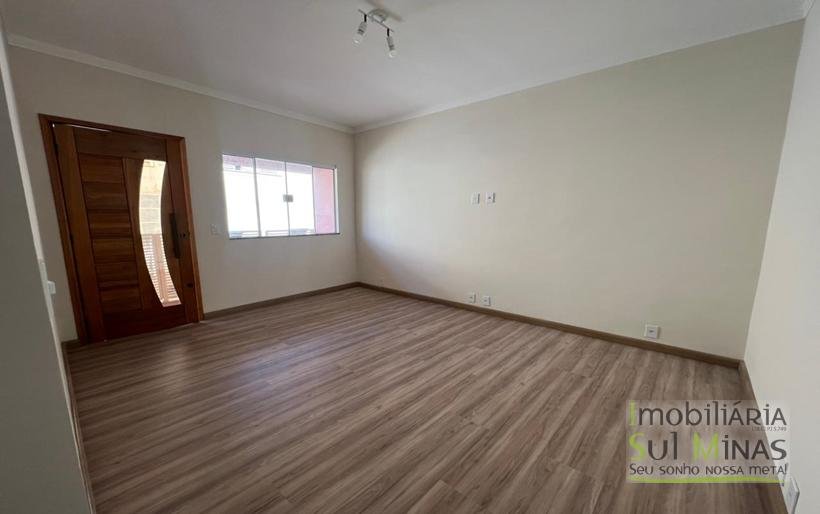 Casa nova a venda no Centro de Cambui MG COD2247 (8)