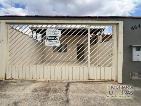 Casa para venda a 1 km do centro em Cambui MG Cód. 1963 (14)