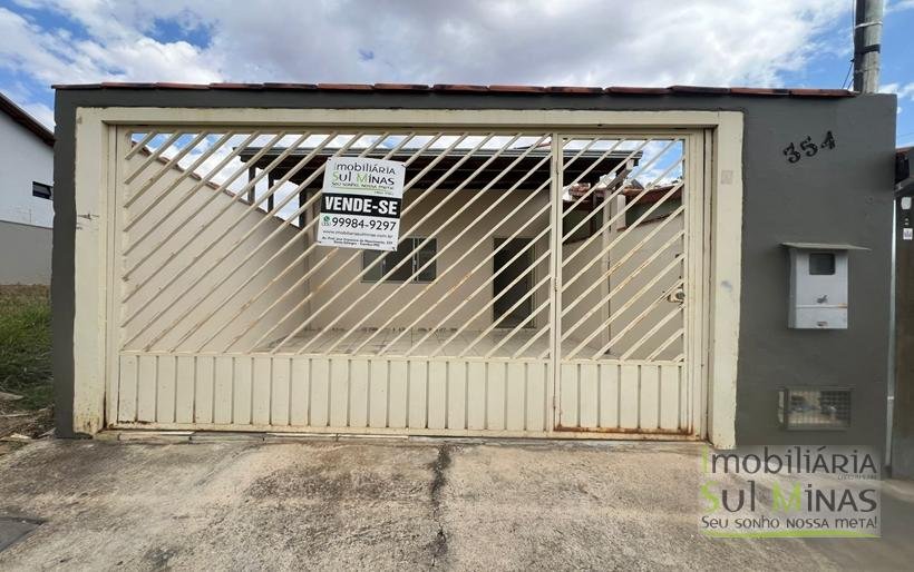 Casa para venda a 1 km do centro em Cambui MG Cód. 1963 (14)