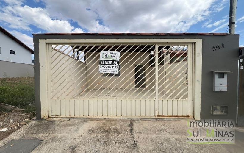Casa para venda a 1 km do centro em Cambui MG Cód. 1963 (15)