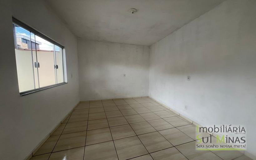 Casa para venda a 1 km do centro em Cambui MG Cód. 1963 (16)