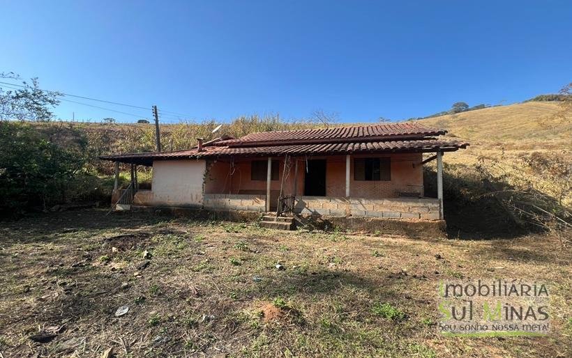 Chácara de 6.000 m² a 300m da pista em Estiva COD2246 (12)