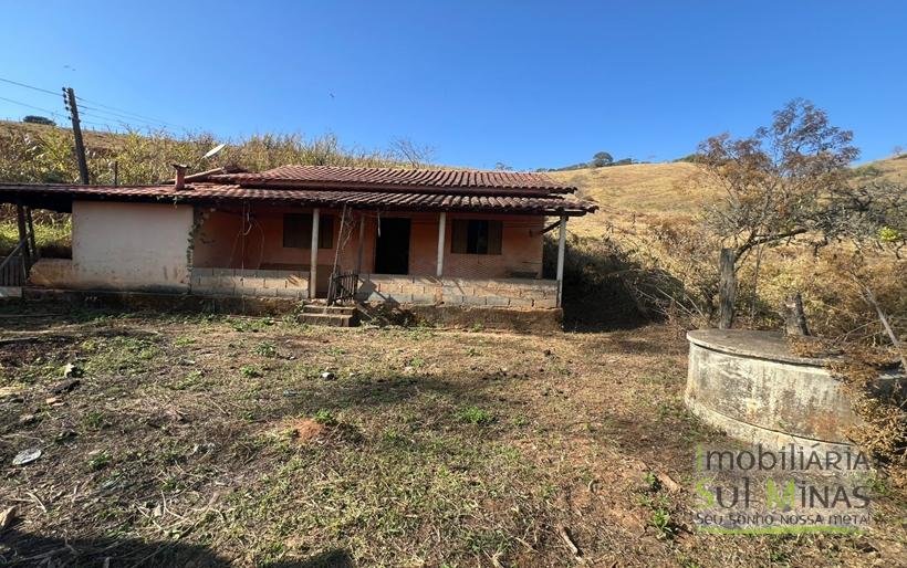 Chácara de 6.000 m² a 300m da pista em Estiva COD2246 (13)