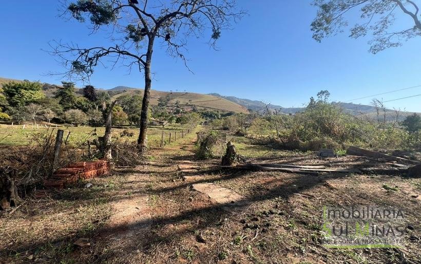 Chácara de 6.000 m² a 300m da pista em Estiva COD2246 (7)