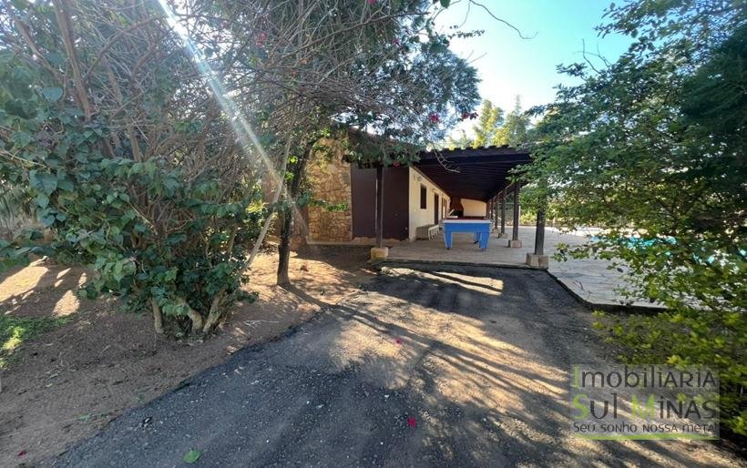 Chácara de 6000m2 com Área De Lazer À Venda COD2236 (11)