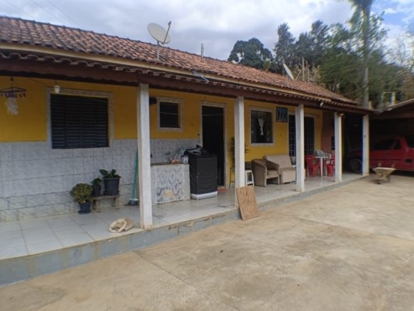 Chácara de 800 m² com Ótima Estrutura À Venda a 4 km de Cambuí COD2256 (8)