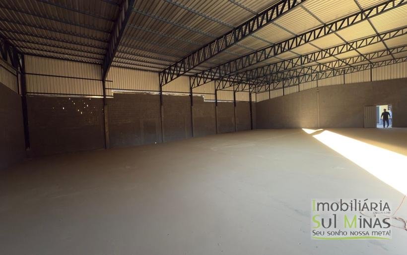 Galpão para Locação em CambuíMG – 750 m COD2225 (10)