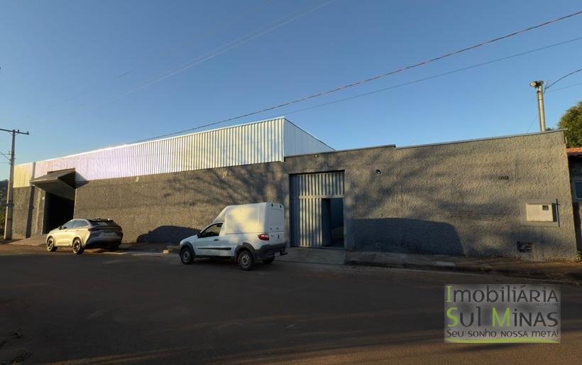 Galpão para Locação em CambuíMG – 750 m COD2225 (4)