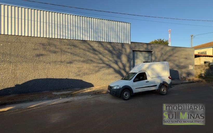 Galpão para Locação em CambuíMG – 750 m COD2225 (5)