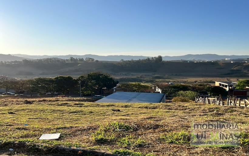 Lote de 290m em Ótimo bairro À Venda em Cambuí MG COD2249 (4)