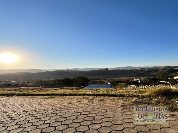 Lote de 290m em Ótimo bairro À Venda em Cambuí MG COD2249 (6)