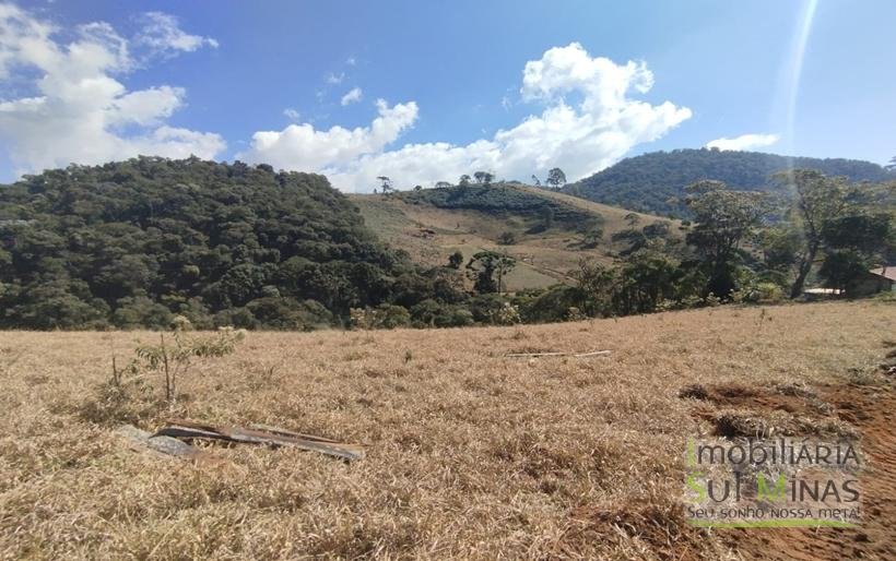 Terreno com 10.000m² Bem Localizado À Venda em Cambuí MG COD2228 (1)