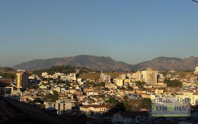 Apartamento com 120m² à Venda em Ótimo Bairro de Cambui MG COD2277 (4)