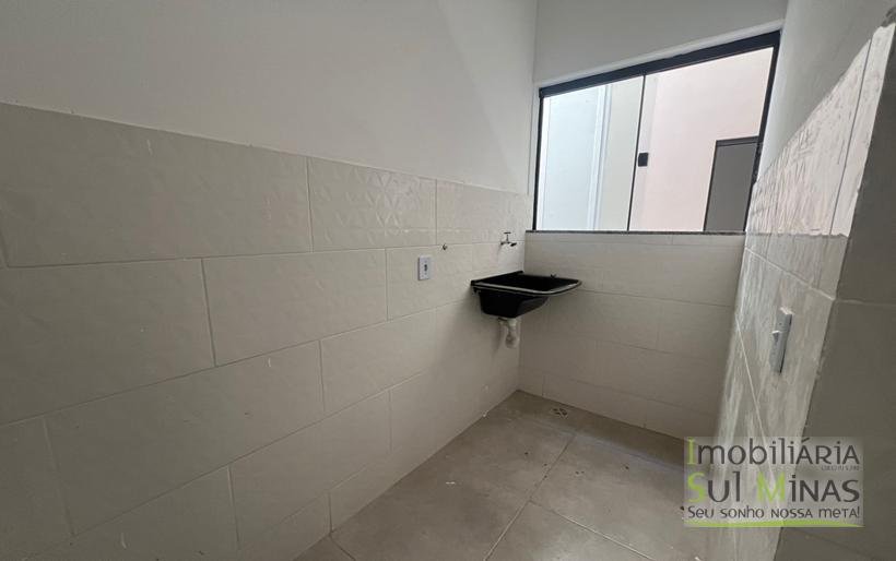 Apartamento com 54m², Novo e em Ótimo Bairro À Venda em Cambuí MG COD2268 (2)
