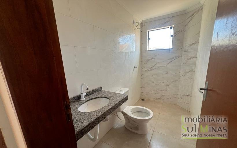 Apartamento com 54m², Novo e em Ótimo Bairro À Venda em Cambuí MG COD2268 (3)