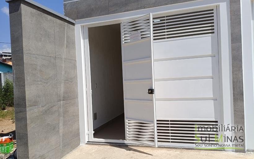 Casa Com 100,59m² em Ótima Localização À Venda em Cambuí MG COD2282 (12)