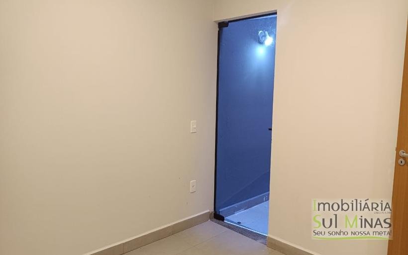 Casa Com 100,59m² em Ótima Localização À Venda em Cambuí MG COD2282 (2)