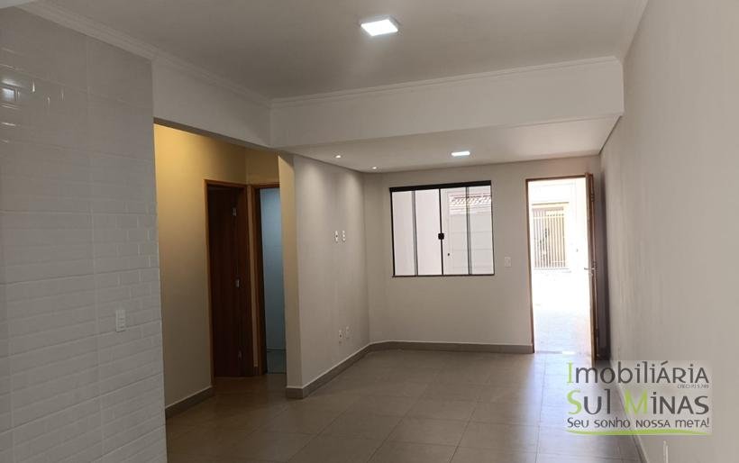 Casa Com 100,59m² em Ótima Localização À Venda em Cambuí MG COD2282 (5)