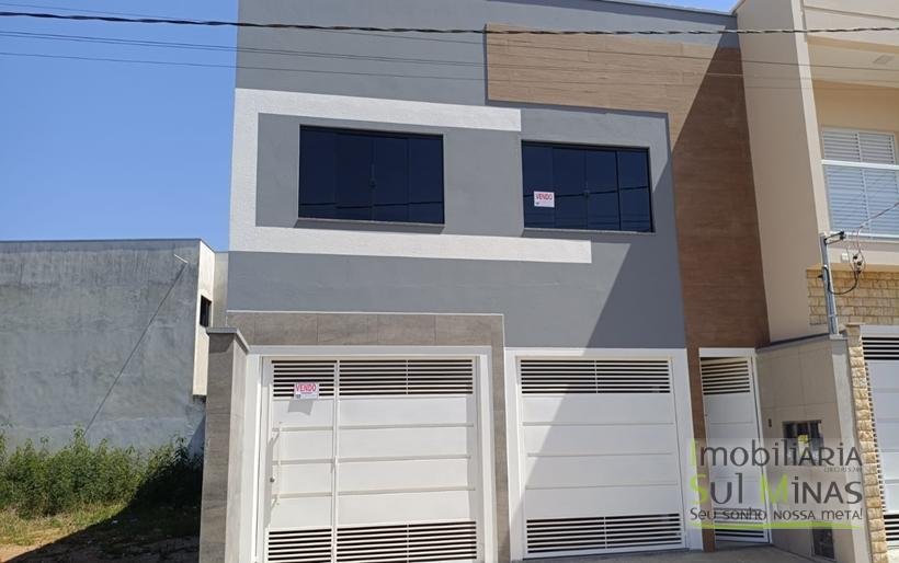 Casa Com 3 Dormitórios À Venda em Cambuí MG COD2283 (1)