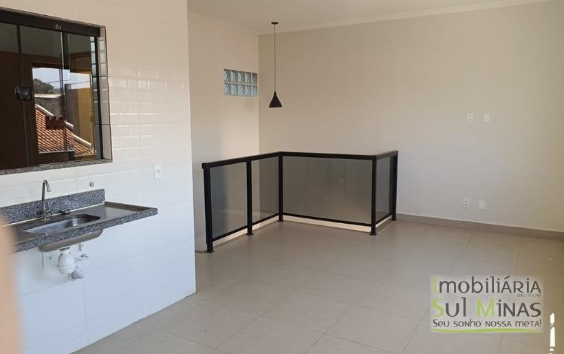 Casa Com 3 Dormitórios À Venda em Cambuí MG COD2283 (2)