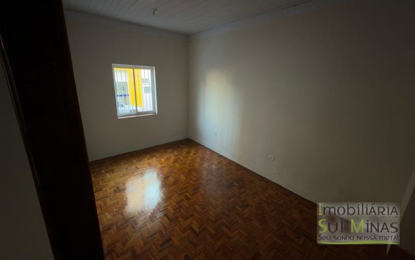 Casa Comercial para Locação no Centro de Cambuí COD2275 (13)