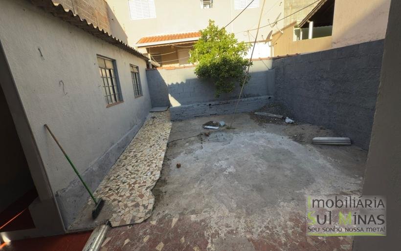Casa Comercial para Locação no Centro de Cambuí COD2275 (8)