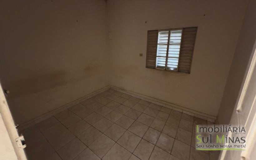 Casa com 111,24m² de lote À Venda no Centro de Cambui MG COD2281 (4)