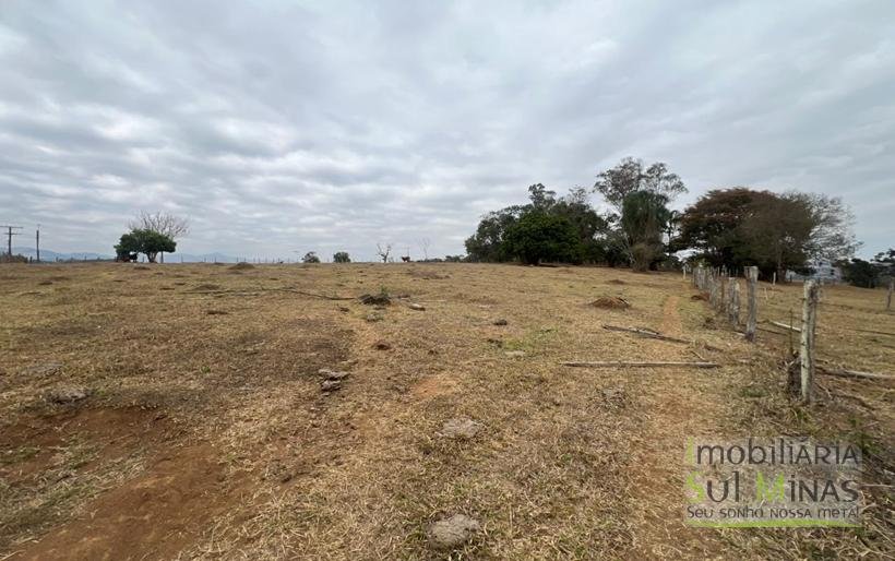 Chácara com 15.000m² À Venda em Cambuí MG COD2271 (26)