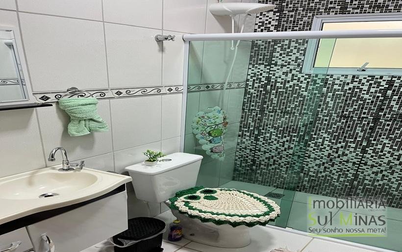 Chácara de 3 Dormitórios à Venda no Córrego do Bom Jesus MG COD2269 (2)