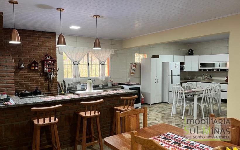 Chácara de 3 Dormitórios à Venda no Córrego do Bom Jesus MG COD2269 (25)